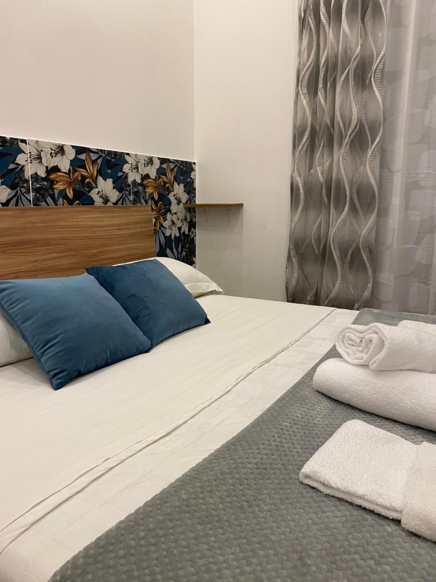 Pippo'S Suite Naples Extérieur photo